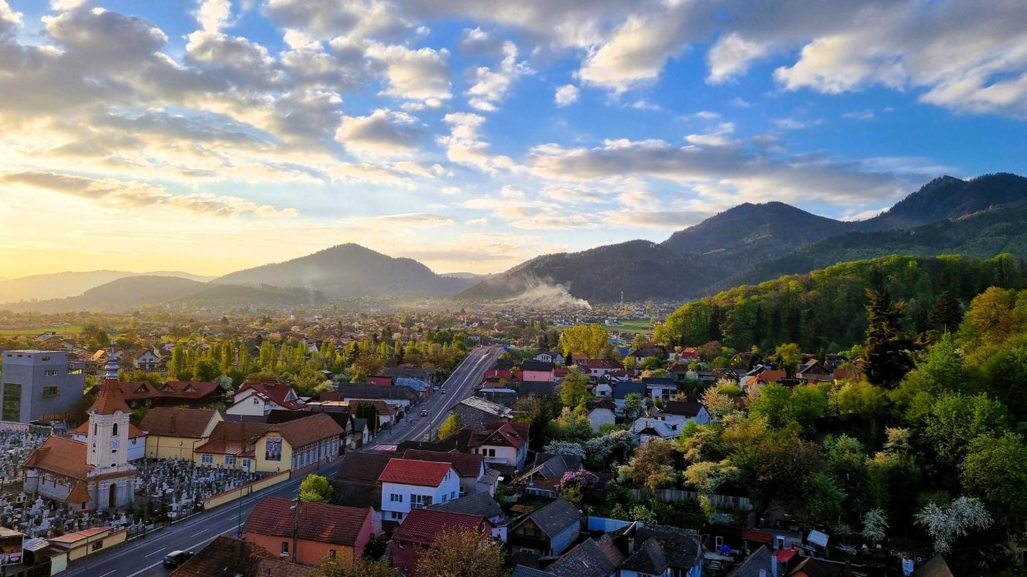 Mountain View Retreat Apartment - Braszów Zewnętrze zdjęcie